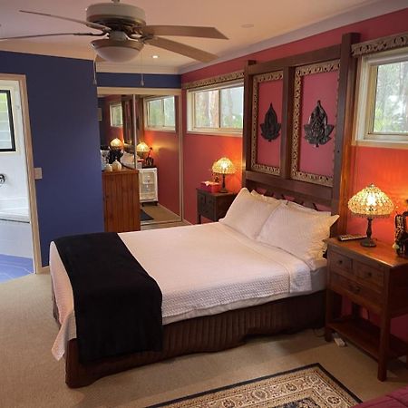 Tambaridge Bed & Breakfast Eagle Heights Exterior photo